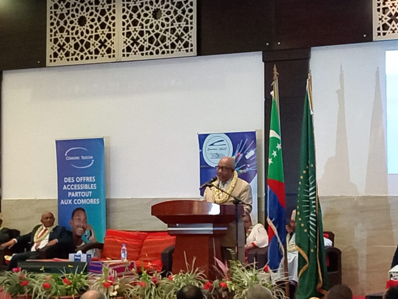 image Comores Cable inaugure son nouveau siège flambant neuf